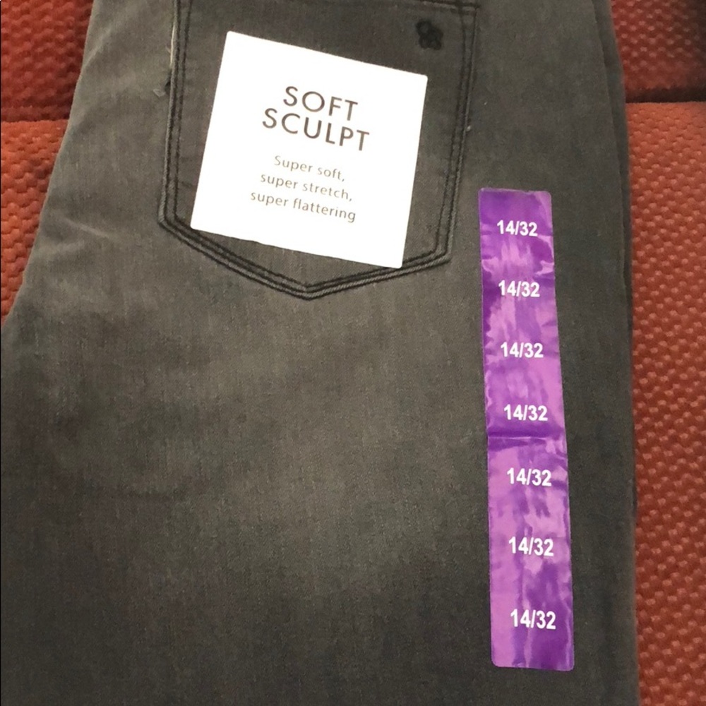 Jessica Simpson high rise skinny flattering NEW - Picture 2 of 4